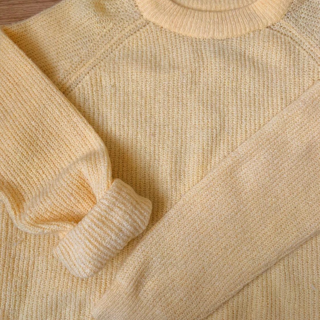 Gul Stickad Tröja - 91