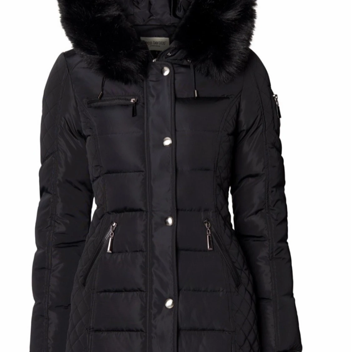 Säljer min vinter jacka stl 36 för 2000