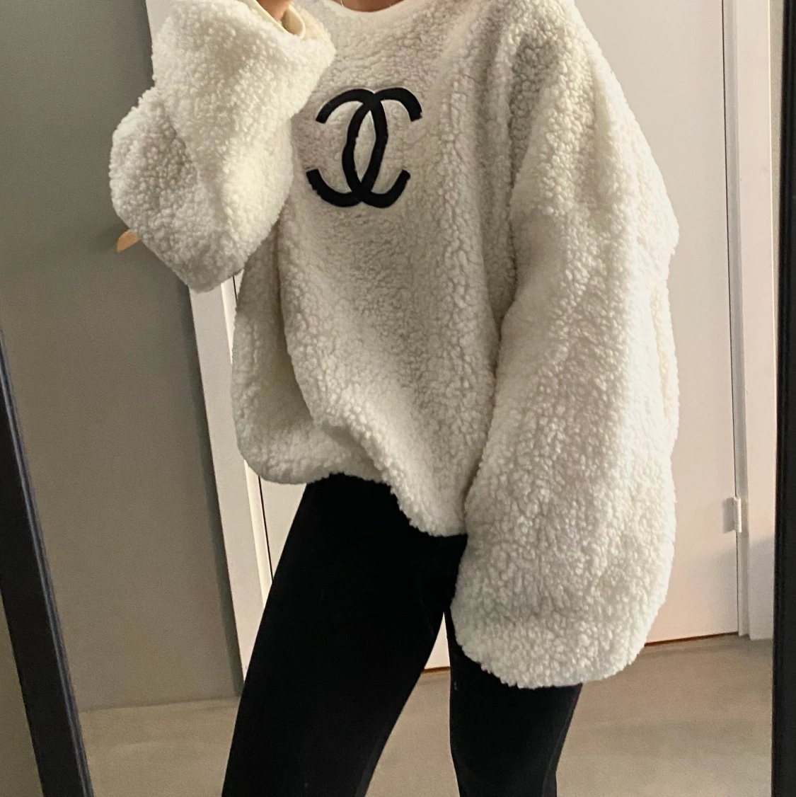 Chanel tröja - 90