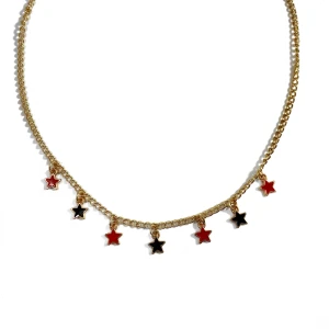 Halsband stjärnor  - Priset är inklusive frakt!                                                                              @bling.uf på instagram för mer! ✨