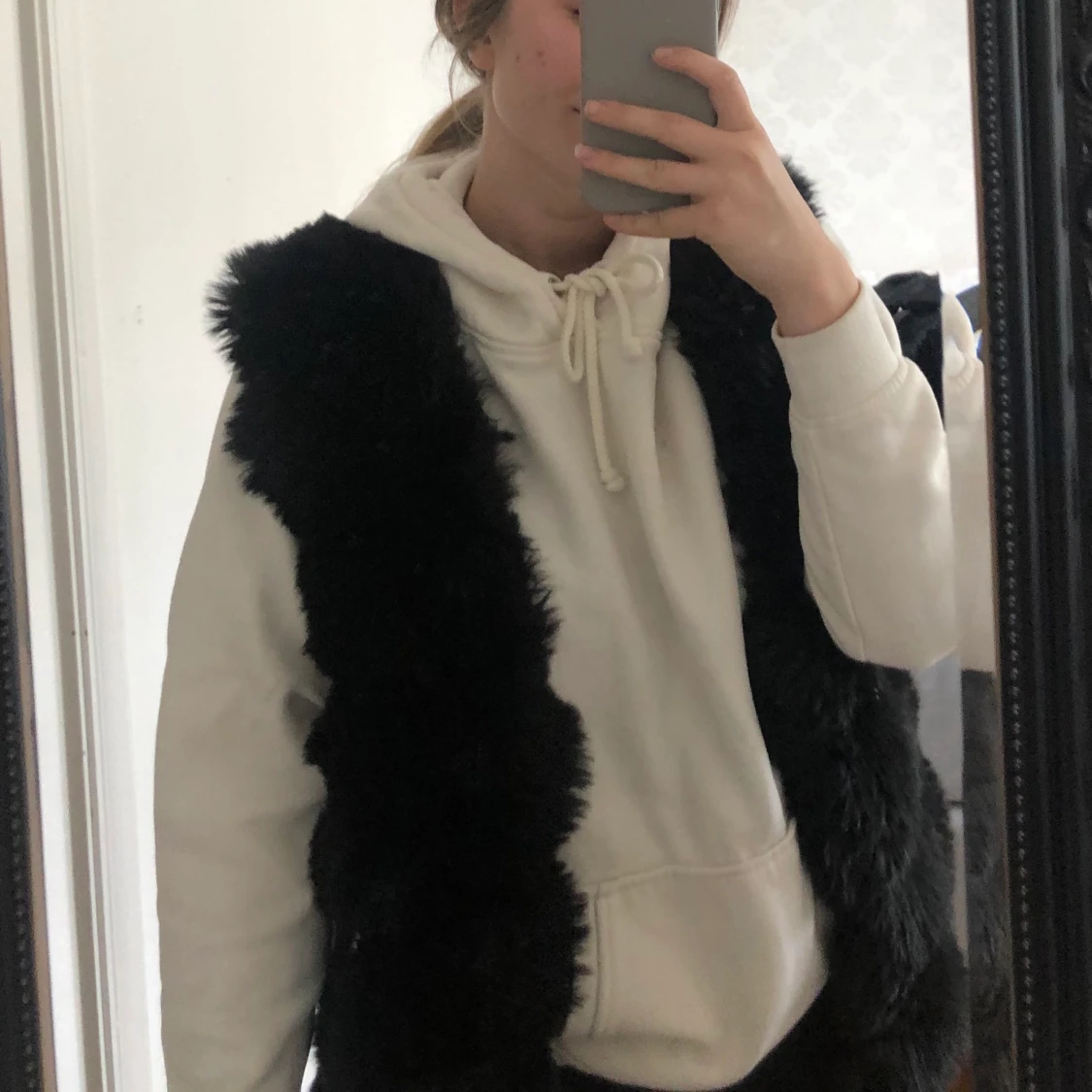Fuskpälsväst - 90