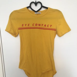 - ”Eye contact” body från ZARA. 100 kr, nyskick. 