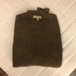  - Brun Whyred tröja 