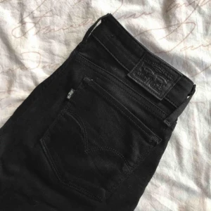  - Nya, storlek 26/30  Frakt ingår 