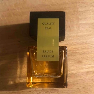  - Nyaste parfymen från Rituals, i deras reseformat.  En parfym som ändrar doft beroende på din hudton, perfekt att ha under din riktiga parfym.