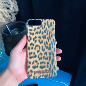  - Säljer mitt ideal of sweden skal som är till 7+ mobiler!📱