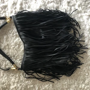 Väska från HM - Väska från HM inga skador eller fläckar frakt 100kr