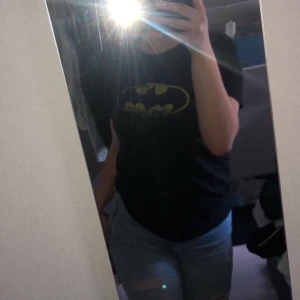Batman T-shirt  - Lite sliten logo men annars väldigt fin