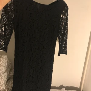 Festklänning - Fin klänning till en fest. Från lindex. Säljs bara i Helsingborg 