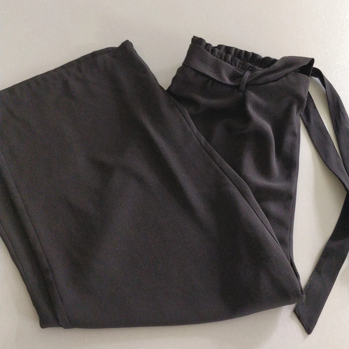 Flowy croppad byxa  - 91