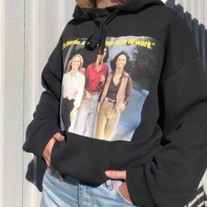 Cool hoodie  - Cool hoodie från Zara. Inga fläckar eller fel. Köparen står för frakt