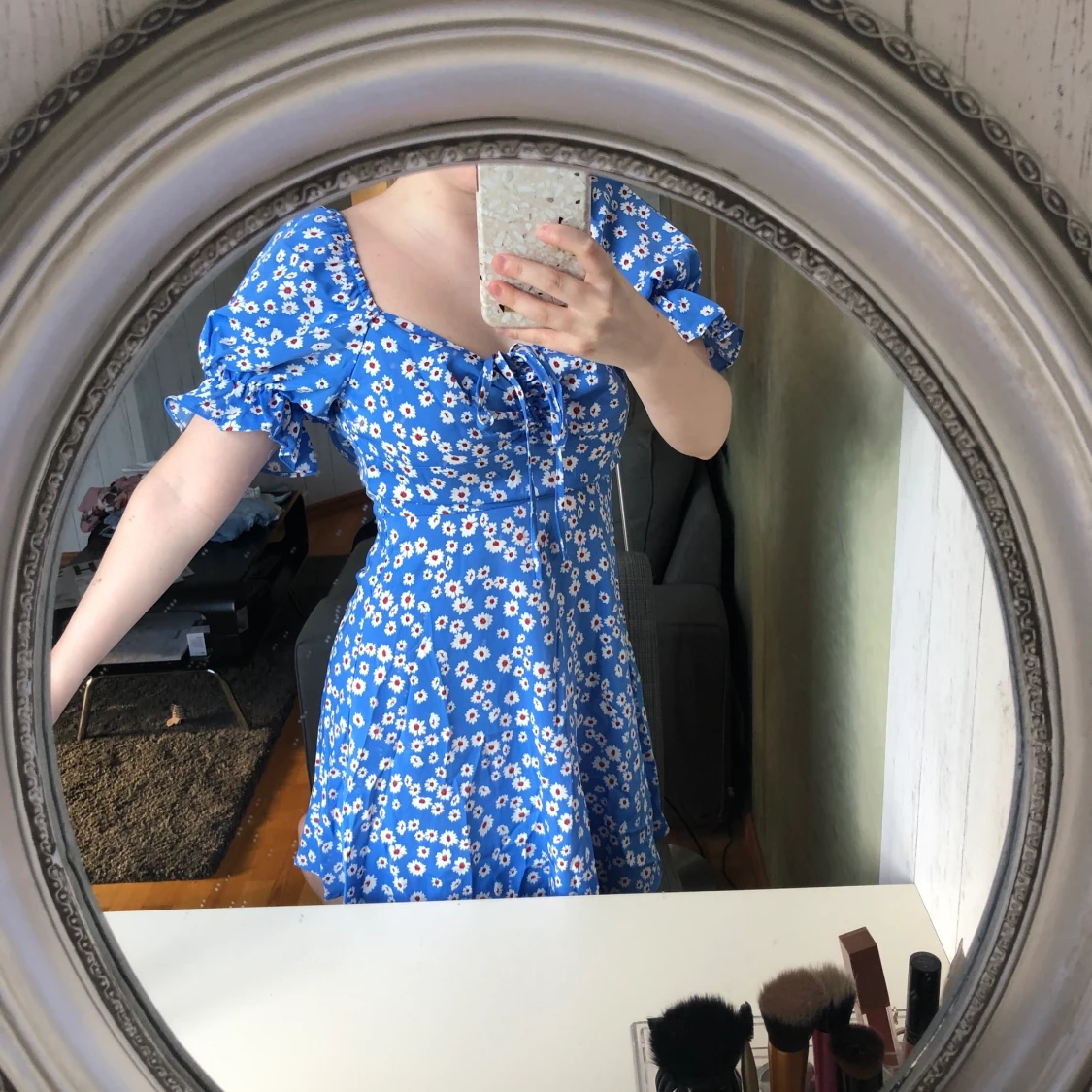 Blommig klänning - 91