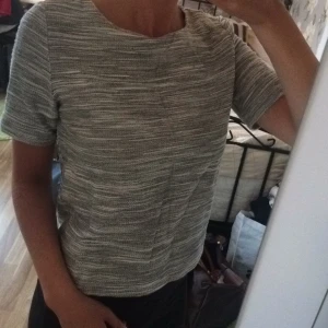  - Fin topp från Mango, aldrig använd ✨