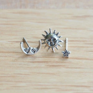  - äkta silverörhängen (sun-moon-star 3st.) (frakt10kr)