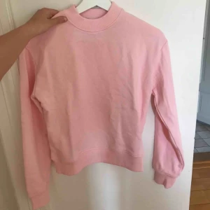  - Nakd sweater Oanvänd! 