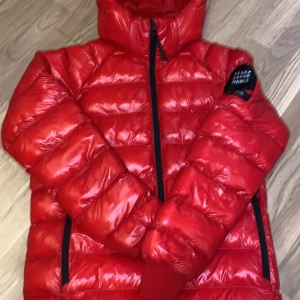 Ny peakperformance jacka!! - Storlek 160