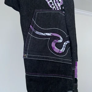 Snygga 90’s Jeans - Riktigt coolt mönster på dessa