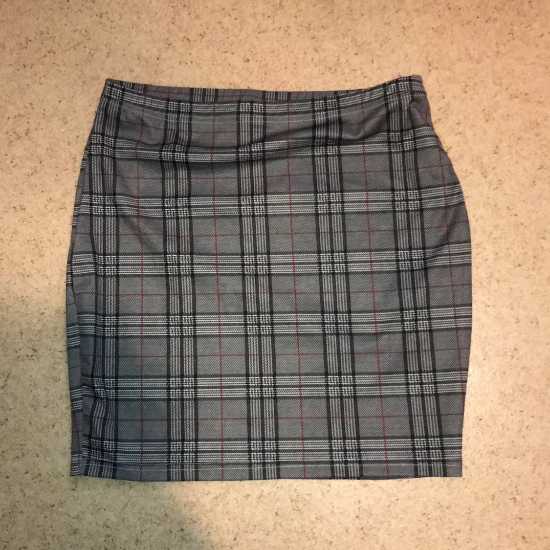 Kjol från SHEIN  - 90