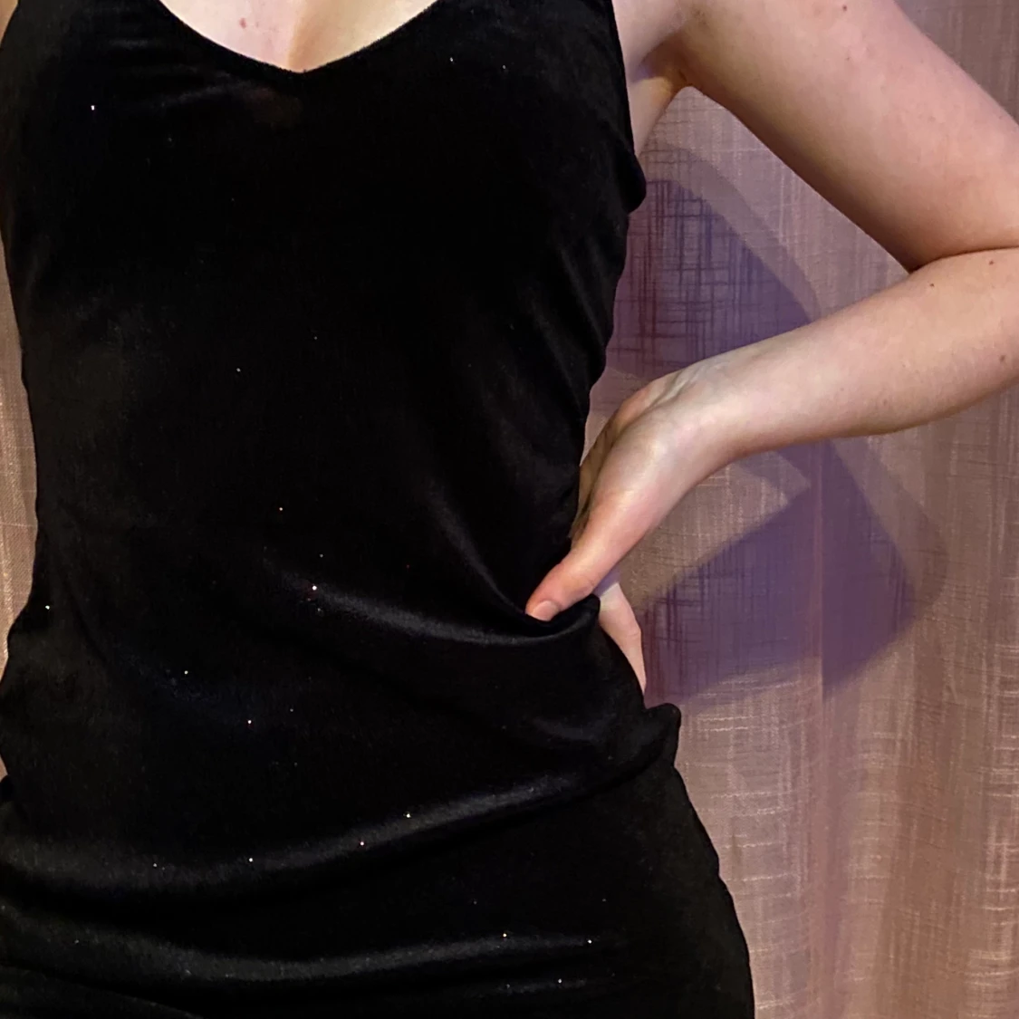 Svart glittrig klĂ€nningđ€