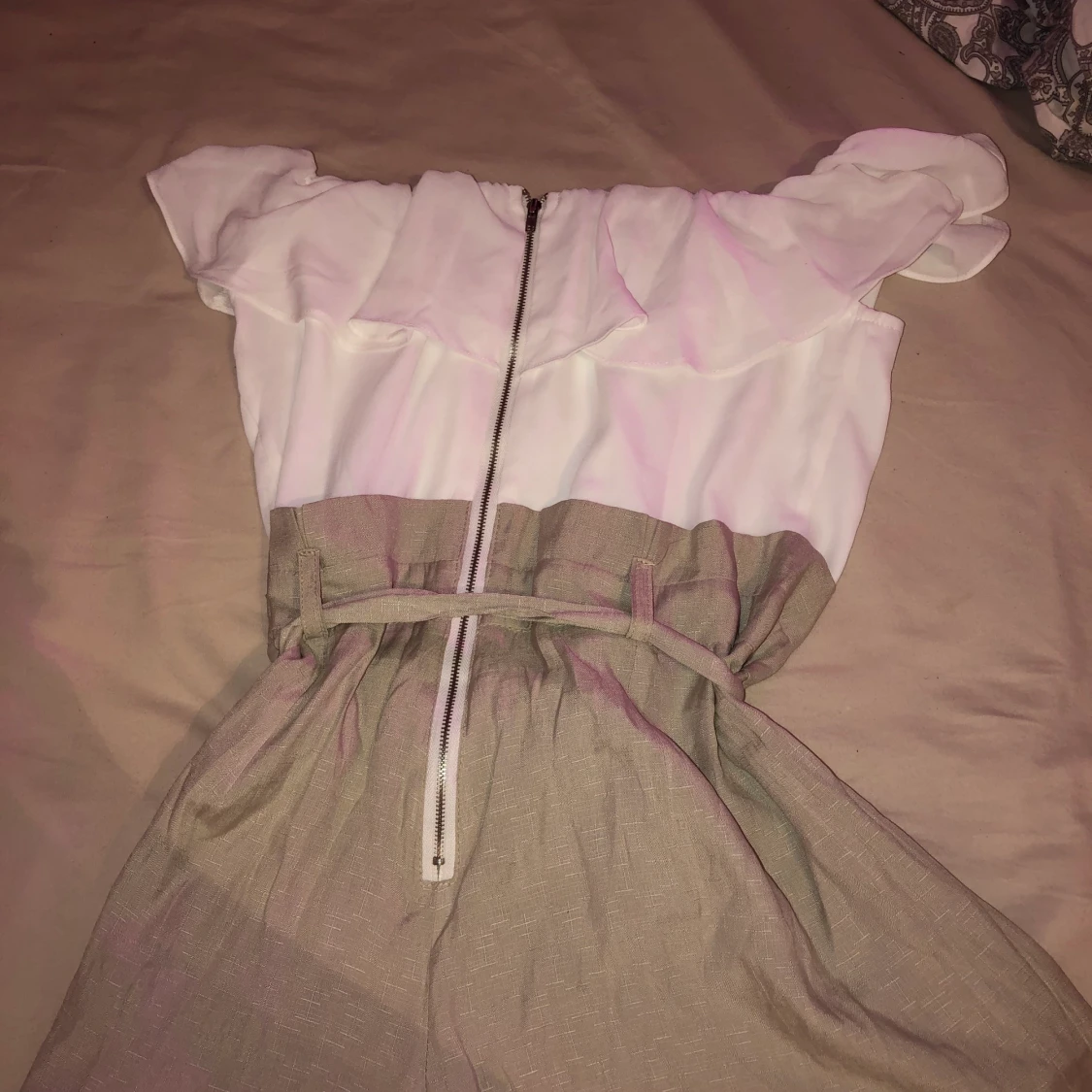 Gullig byxdress ✨ - 90