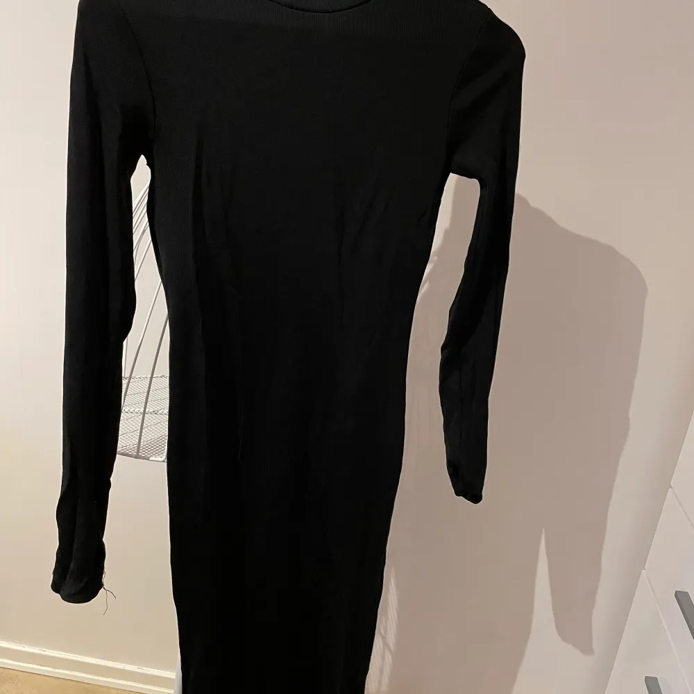 Perfekt fit dress in size XS/S. Klänningar.