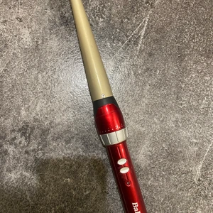 BaByliss C20E Easy Curl Locktång - Använder inte längre så tänkte att någon annan kanske kan få använding för den istället, bra skick:)