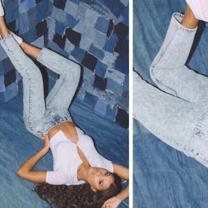 Mom Jeans Pretty Little Thing - Säljer mina jättefina jeans från Pretty Little Thing som är så sköna och sitter jättefint. Säljer endast på grund av att de är för stora för mig som vanligtvis har 36/38 då de är storlek 40. Hör av er om ni är intresserade 💖💖💖