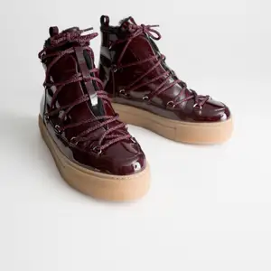 Jag söker dessa skor från other stories! Storlek 38 eller 39, hör gärna av er om ni har några. I modellen snow boots. 