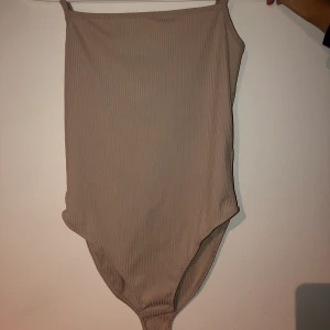 BODY - Linnebody från Gina Tricot!🌙💛