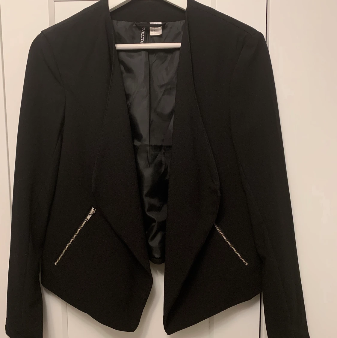 Svart kavaj/ storlek 40