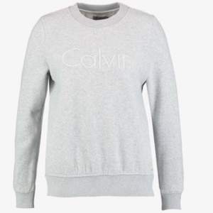 Calvin Klein tröja Aldrig använd,  ordinarie pris 899 kr