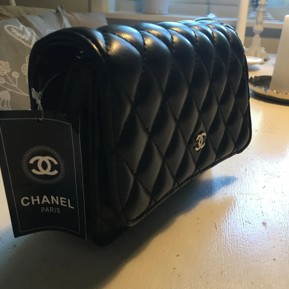 Chanel väska (kopia). Helt ny. Supersnygg. Väskor.