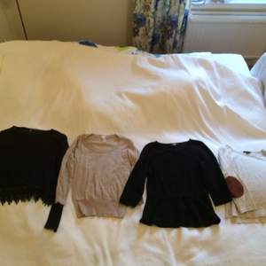 Jättefina tröjor i storlek XS och S. Endast 30 kr styck eller paketpris 100 kr för alla!!✨