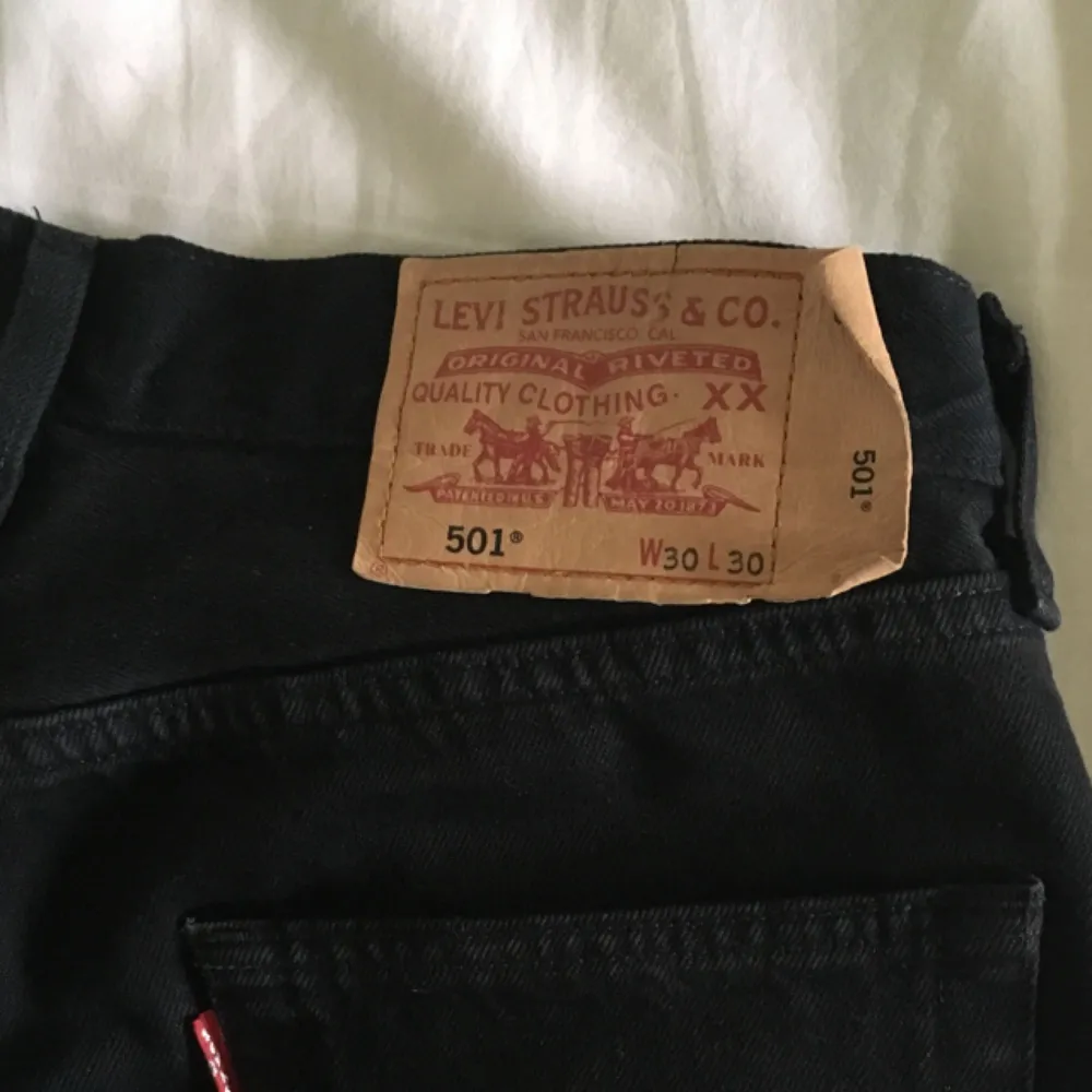 Vintage Levis 501, snyggaste modellen! Superbra skick, helt oanvända. Jeans & Byxor.