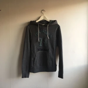  - Oversize huvtröja från Abercrombie & Fitch, sparsamt använd.