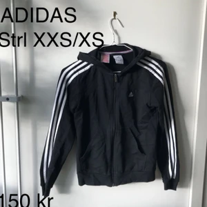  - Adidas zipper hoodie
