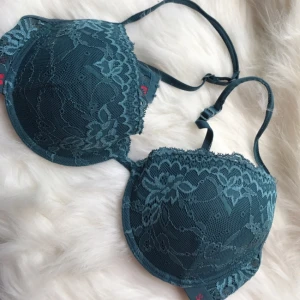  - Bh storlek 80B. Frakt 18 kr