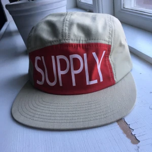  - Diamond supply keps. Oanvänd 