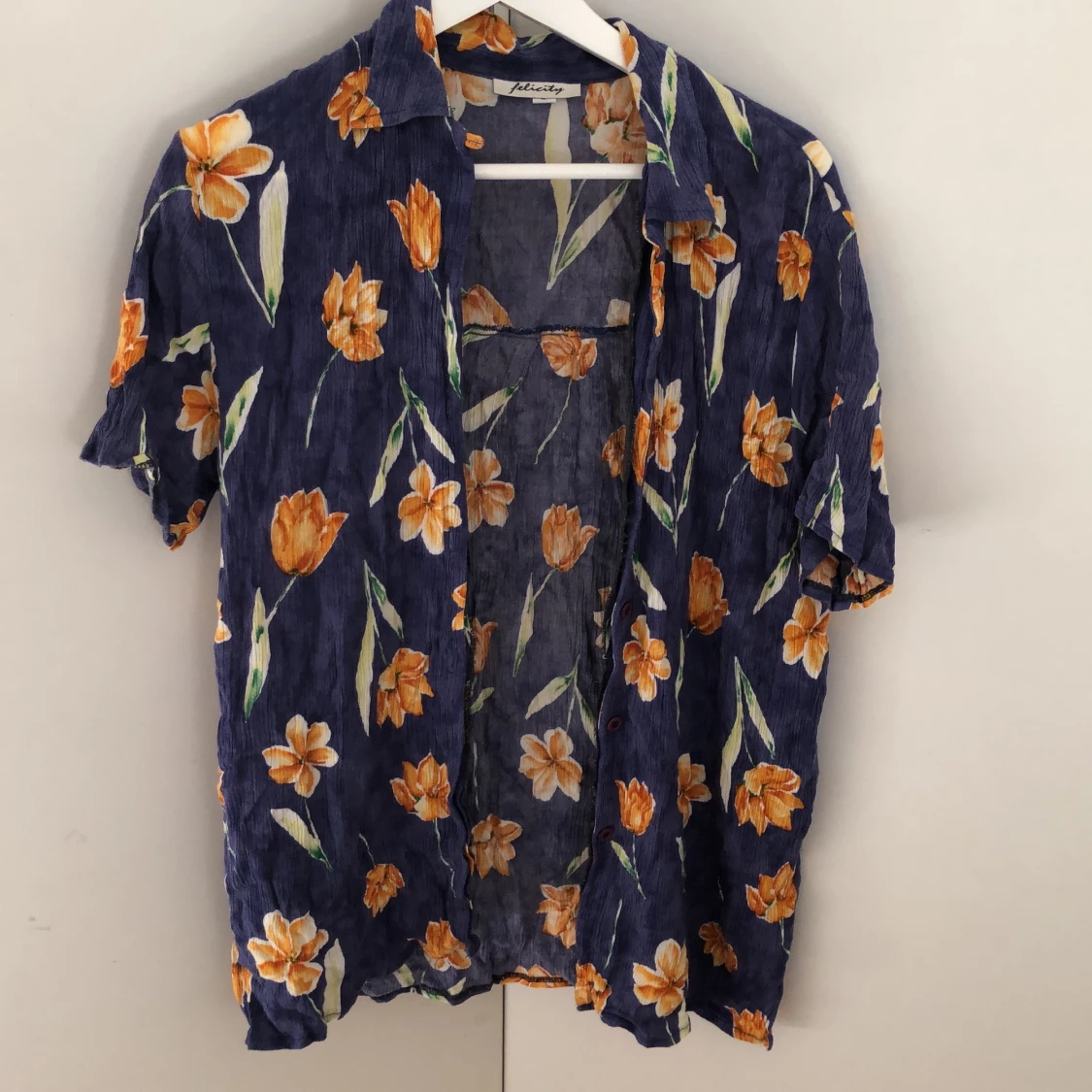 Blommig vintage skjorta