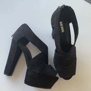 Bik Bok - Använt 2 ggr, i jättefint skick 