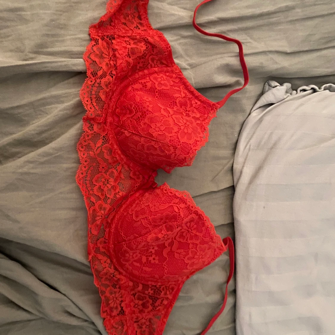 Bh från hm med spets - 90