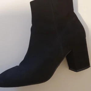 Skor - Helt nya skor 174+frakt