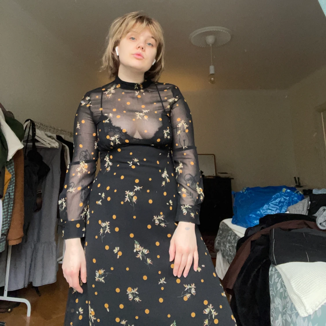 svart/orange klänning