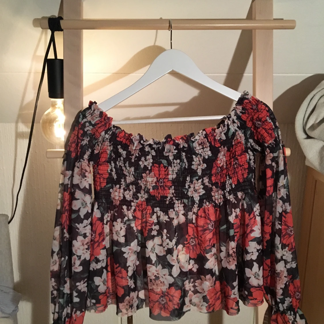 Blommönstrad topp - 91