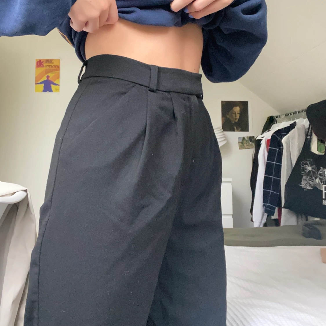 Svarta kostymbyxor  - 90