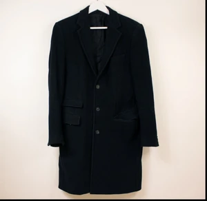  - Fake Hugo boss kappa som är lite nopprig men ändå schysst ♻️