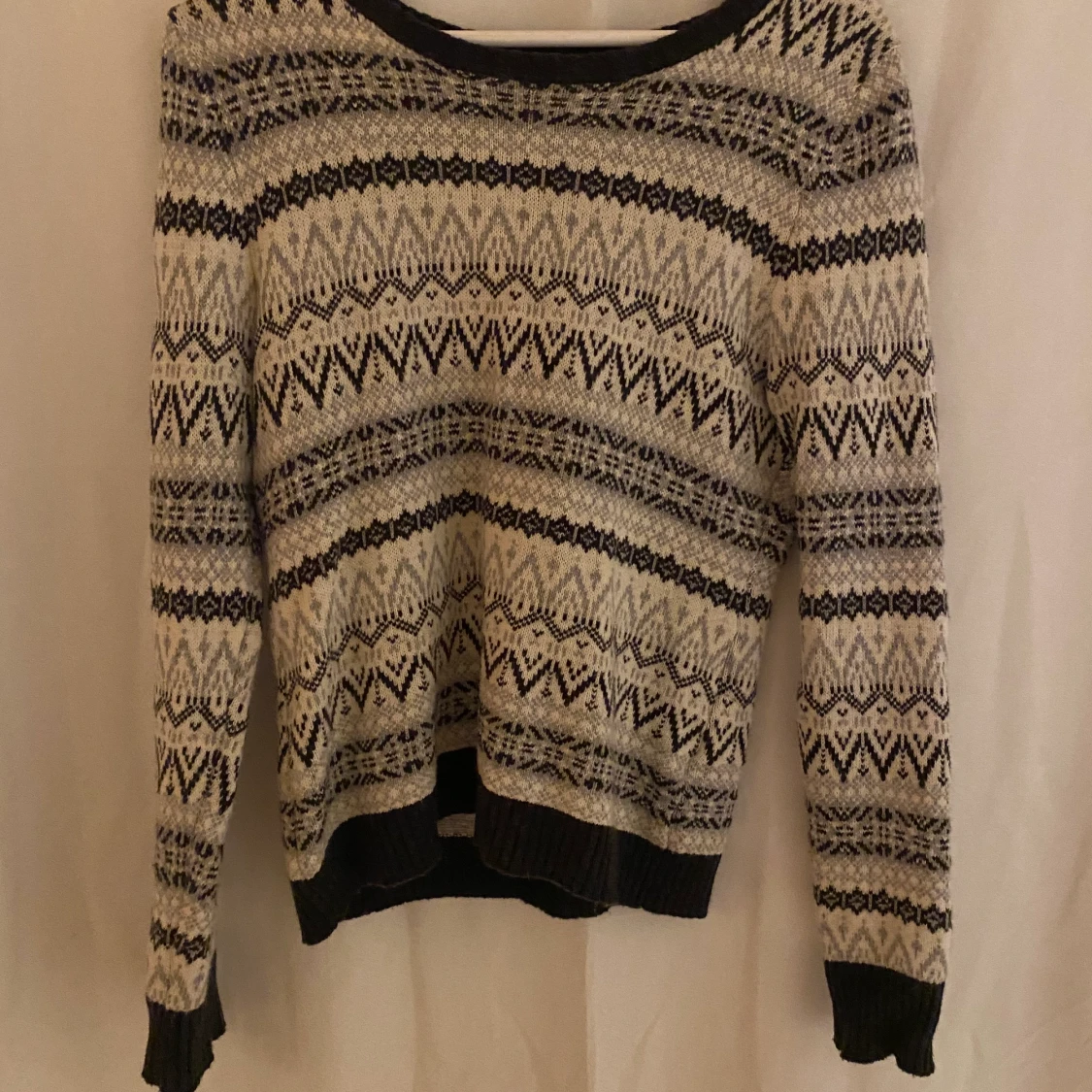 Jättemysig stickad tröja!  - 90