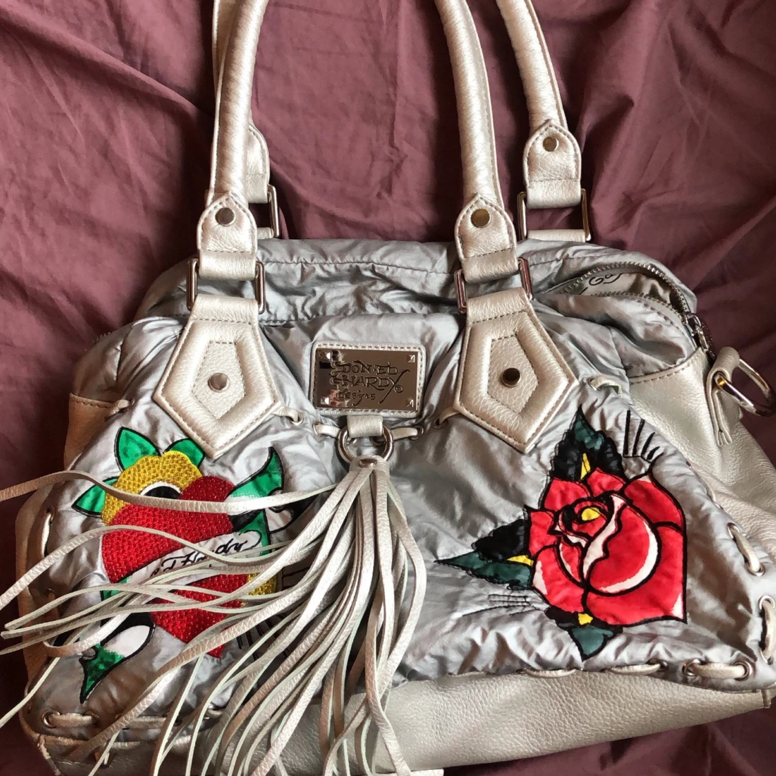ÄKTA ED HARDY VÄSKA  - 90