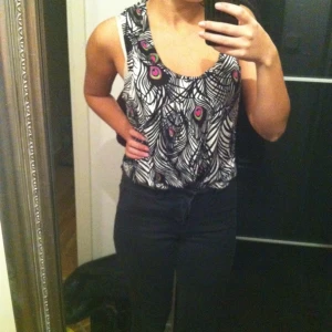 Topp från Hm, snygg instoppad. - Topp från Hm, snygg instoppad.