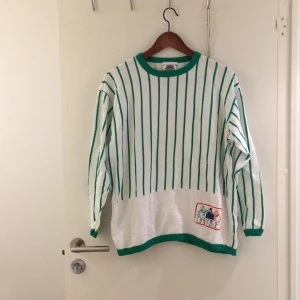  - Tröja i storlek 36